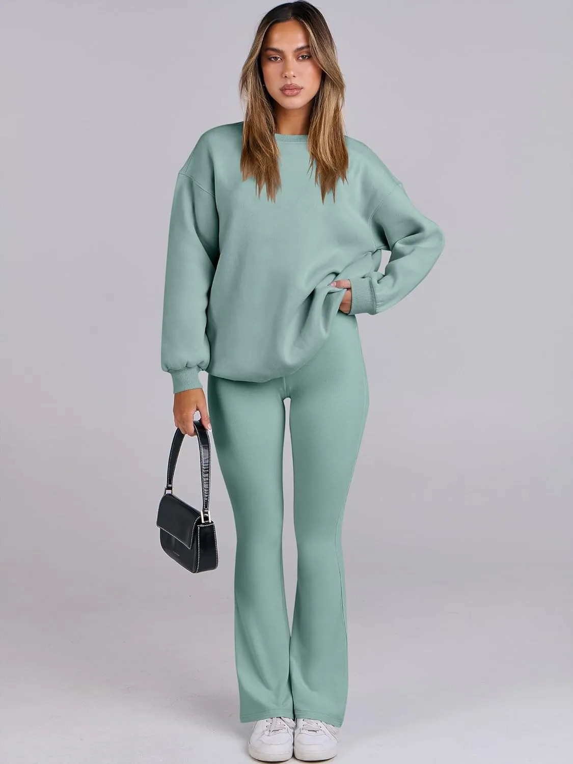ANRABESS Women 2 Piece Sweatsuits Lounge Set Oversized Fleece Crewneck Sweatshirts Flare Pants 2025 Fall Outfits Clothes