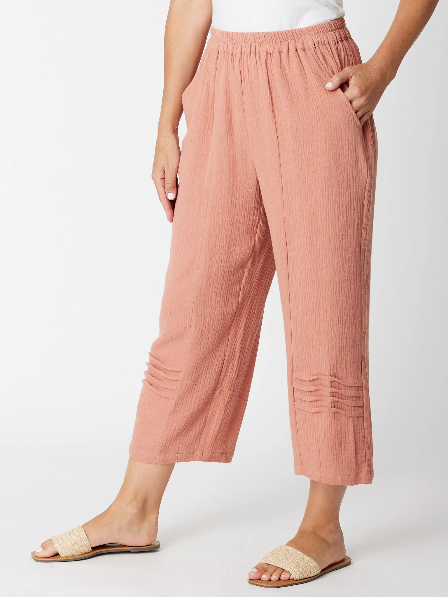 Bonded Pintuck 3/4 Pant  - Rose - 30660