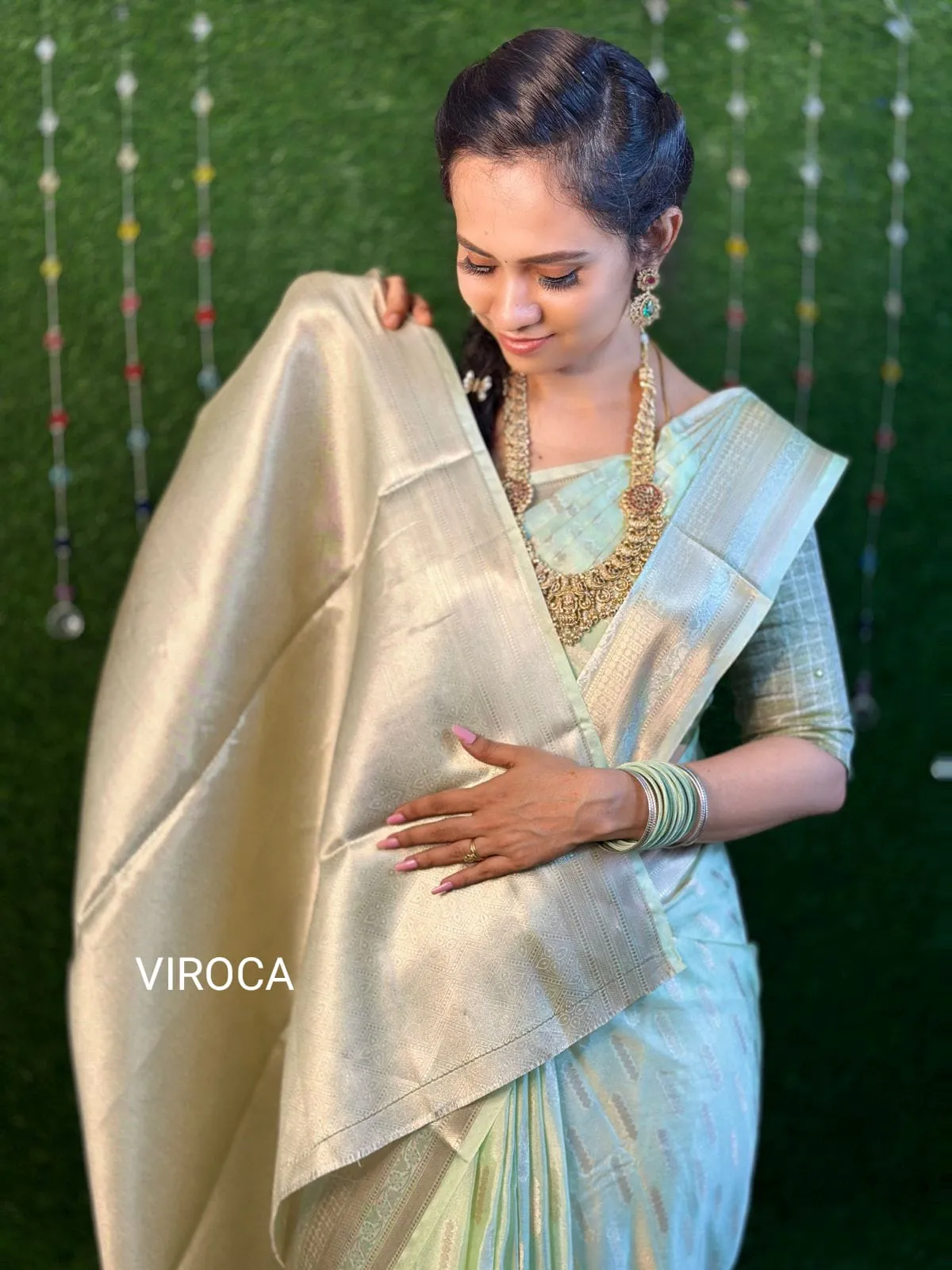 Premium warm silk saree.😍