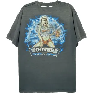 VINTAGE HOOTERS TEE